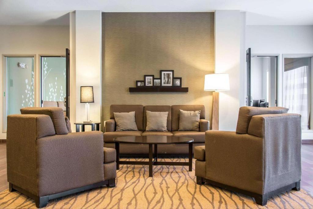 Sleep Inn & Suites Marshall - University Area מראה חיצוני תמונה
