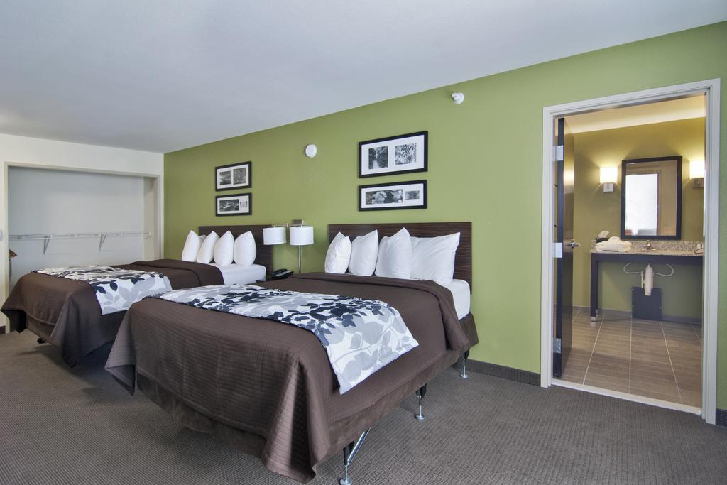 Sleep Inn & Suites Marshall - University Area מראה חיצוני תמונה